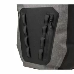 Agu Shelter Tech Rear Pannier Large Grey 11 Agu Shelter Tech Rear Pannier Large Grey -Zefal Salg Agu Shelter Tech Rear Pannier Large 1606733088 03