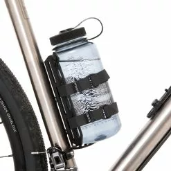 Restrap Carry Cage Holder Til Store Flasker Og Cykeltasker -Zefal Salg Restrap Carry Cage Holder til store 1645691759 02